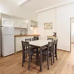 Uffizi 3 Bedrooms By Mmega